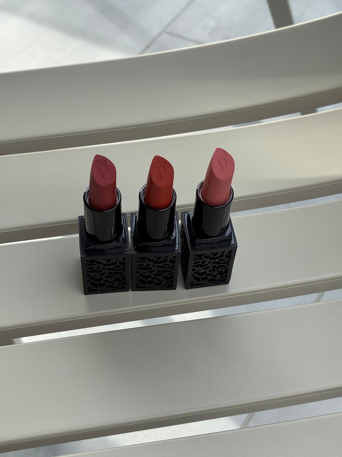 Vysoce hydratační a vyživující rtěnka